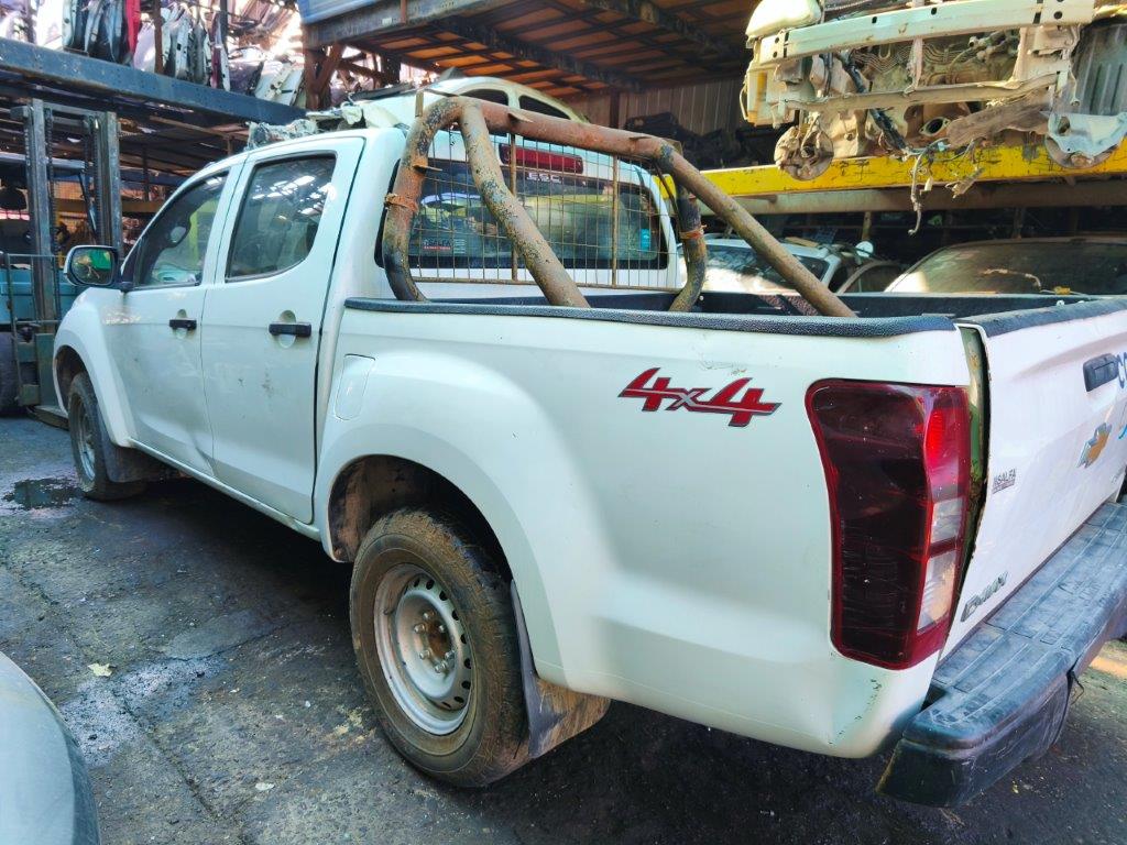  Chevrolet NEW DMAX 2015    EN DESARME